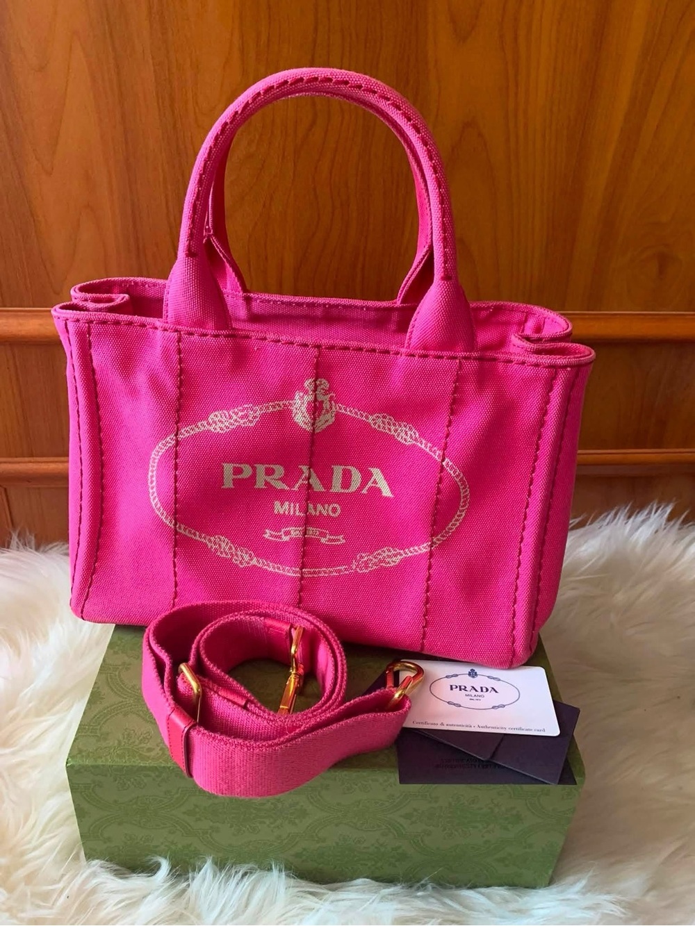 ✨ PRADA CANAPA TOTE — HOT PINK ✨